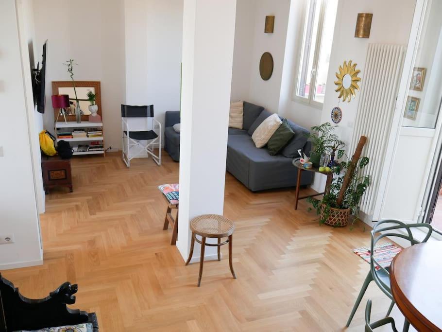 Apartment Beautiful Penthouse With Terrace Near The Centre