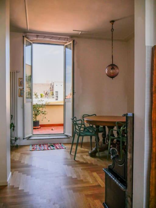 Beautiful Penthouse With Terrace Near The Centre * Rom